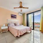 In Playa De Americas 1 بلايا ذي لاس أميريكاس