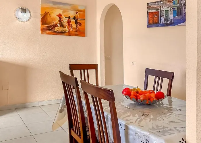 In Playa De Americas 1 Playa de las Américas