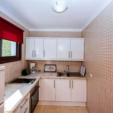 Appartement In Playa De Americas 1