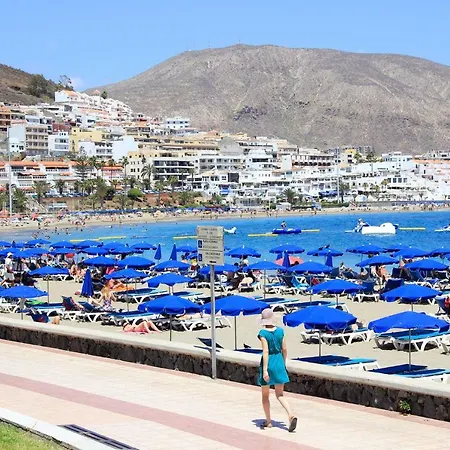 In Playa De Americas 1 *