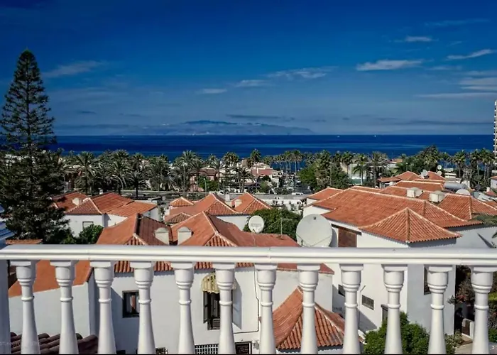 In Playa De Americas 1 *